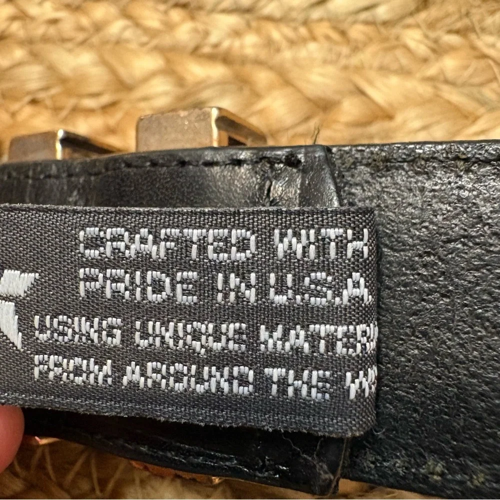 Brighton Women’s Black Embossed Belt Size ML /32 Excellent Used Condition!